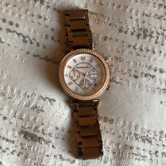 Michael Kors Watch - Picture 2 of 4